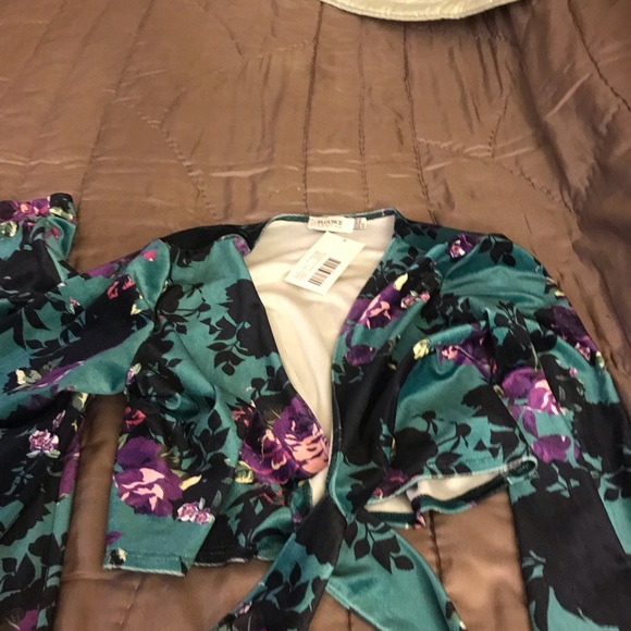 Two piece pant set - Picture 2 of 8